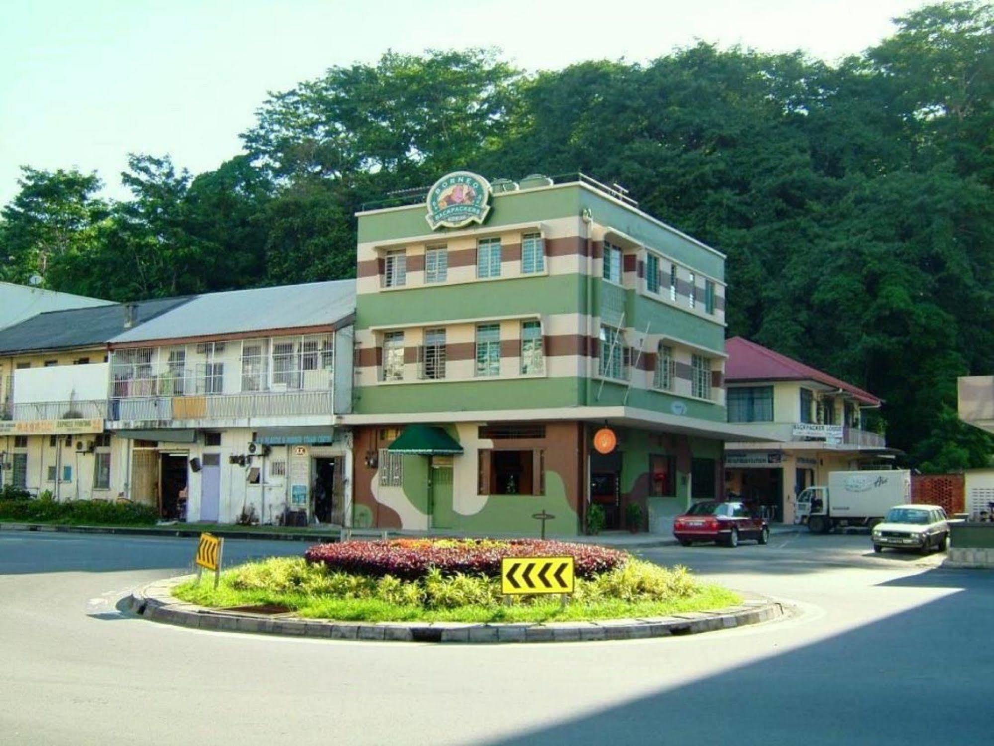 Hostel Borneo Backpackers Kota Kinabalu Zewnętrze zdjęcie